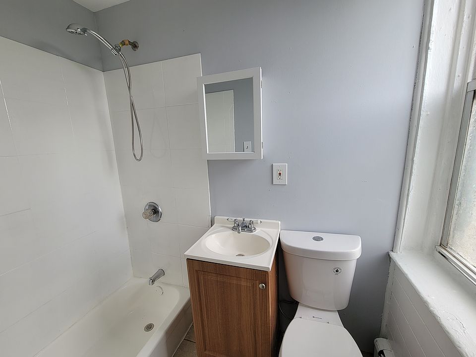 1st image of 300 Watchung Ave #8E
