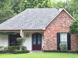6256 Destrehan Dr, Baton Rouge, LA 70820