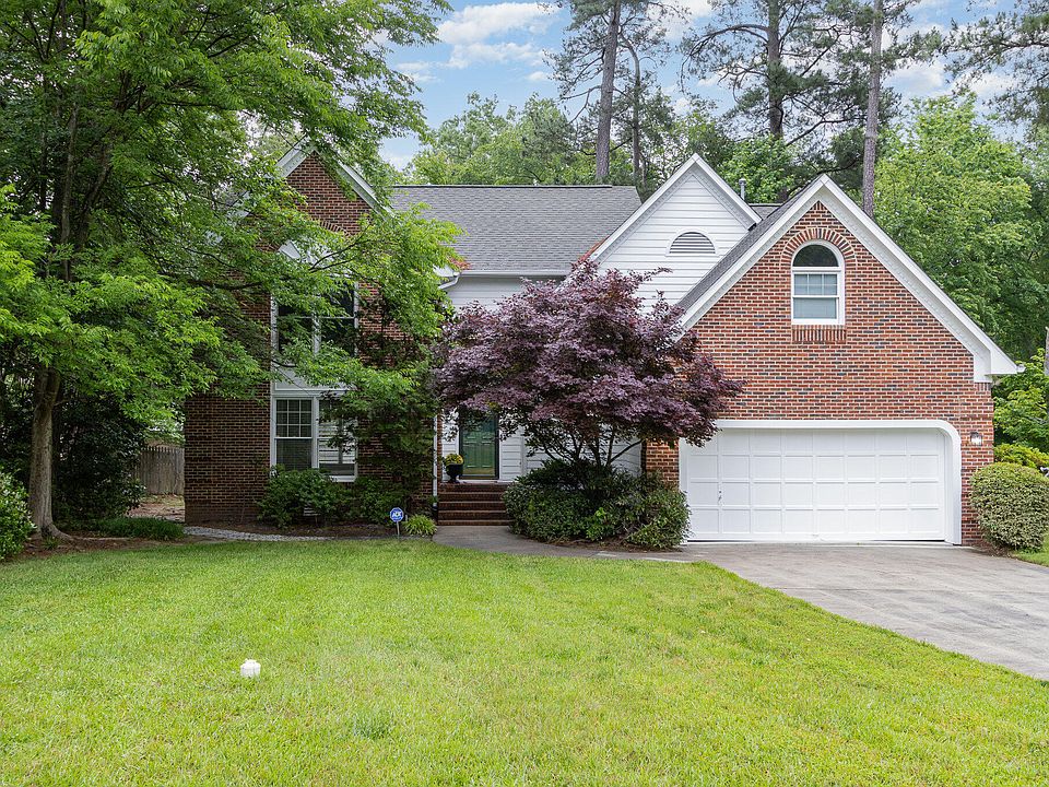 1st image of 218 Windhover Dr