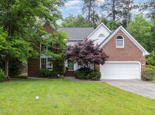 218 Windhover Dr, Chapel Hill, NC 27514