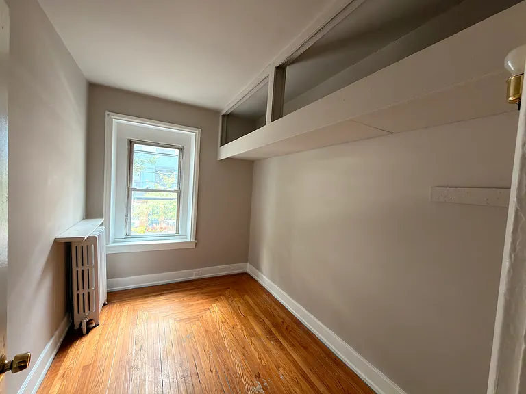 922 W Walnut St #2 — Photo 12