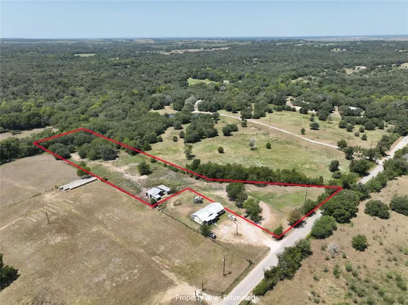 19100 Pickens Rd, Washington, TX 77880