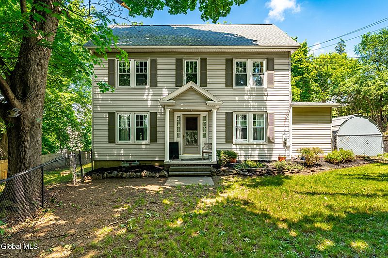 2nd image of 1117 Balltown Road