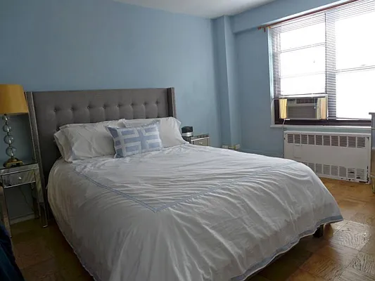 Sold by Level Group | media 12