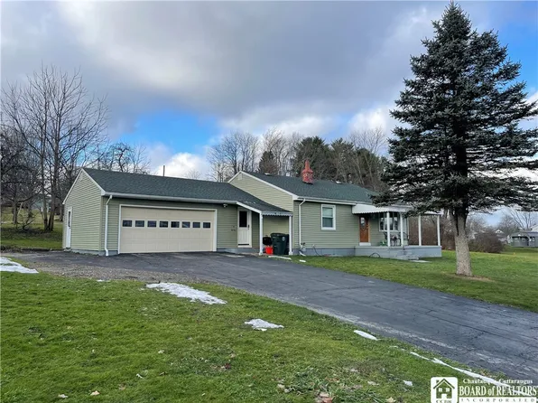 162 Ivy St, Jamestown, NY 14701