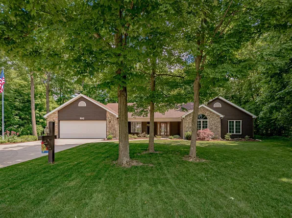 992 W Ryan Rd, Columbia City, IN 46725