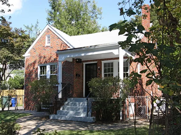 4823 43rd St NW, Washington, DC 20016