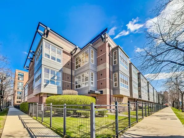 45 E 23rd St, Chicago, IL 60616