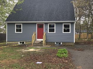 72 Coventry Ave, Mastic, NY 11950