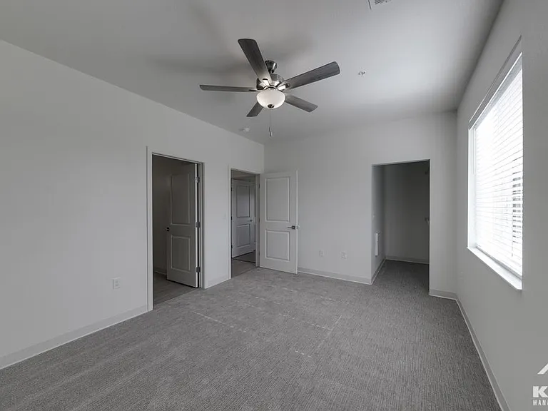 Liberty Gardens Apartments — Photo 32