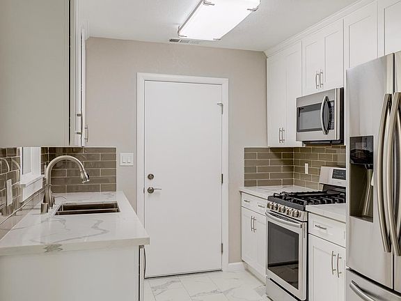 4th image of 5660 Helen Way