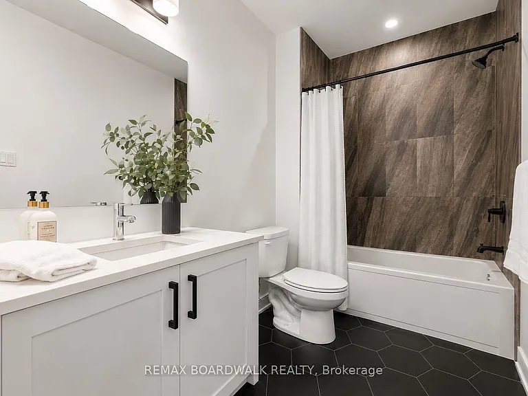52 Big Dipper St — Photo 36