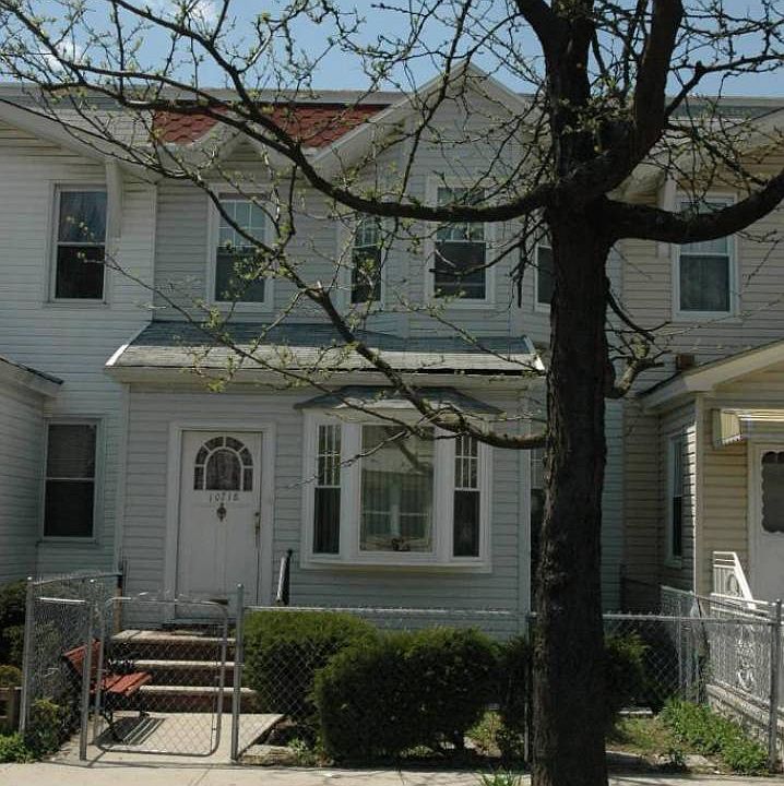 1st image of 10718 110th St