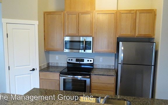 5th image of 608 NE 86th St Unit 304