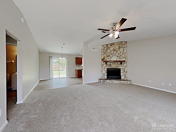 4th image of 2343 Sharon Lake Dr