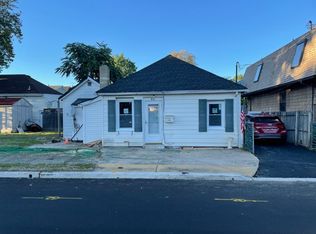 83 Foyer St, Edison, NJ 08817