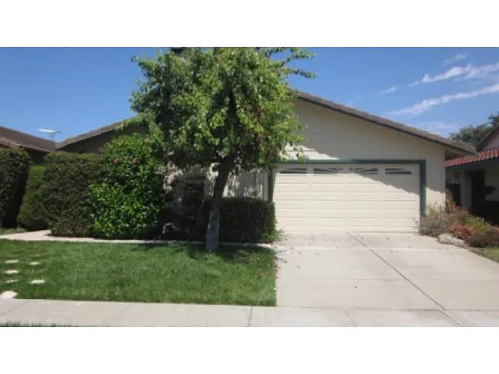 5903 Woodbine Pl photo 1