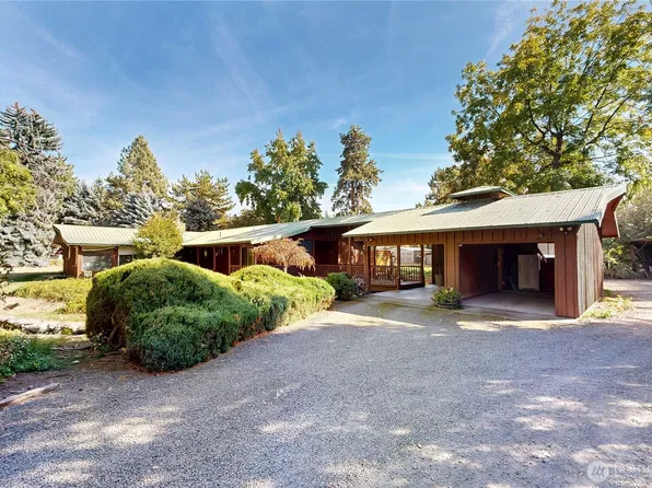 1240 SE 12th Street, College Place, WA 99324