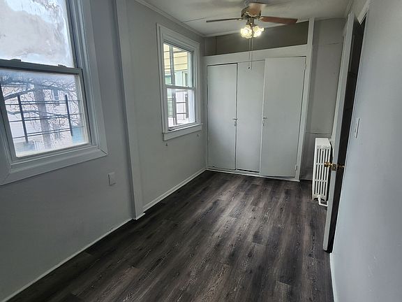 2nd image of 90 Linden St APT 2