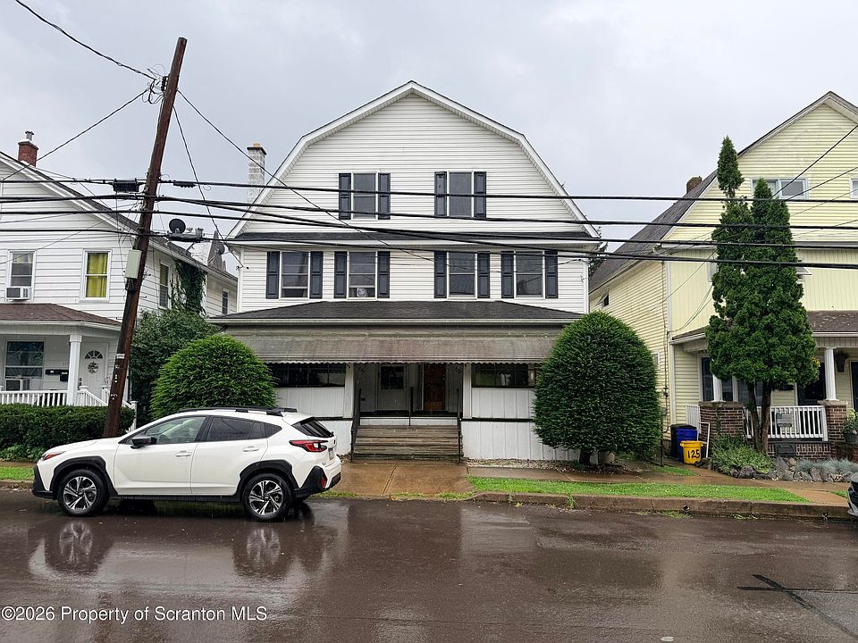 1st image of 123 W Church St