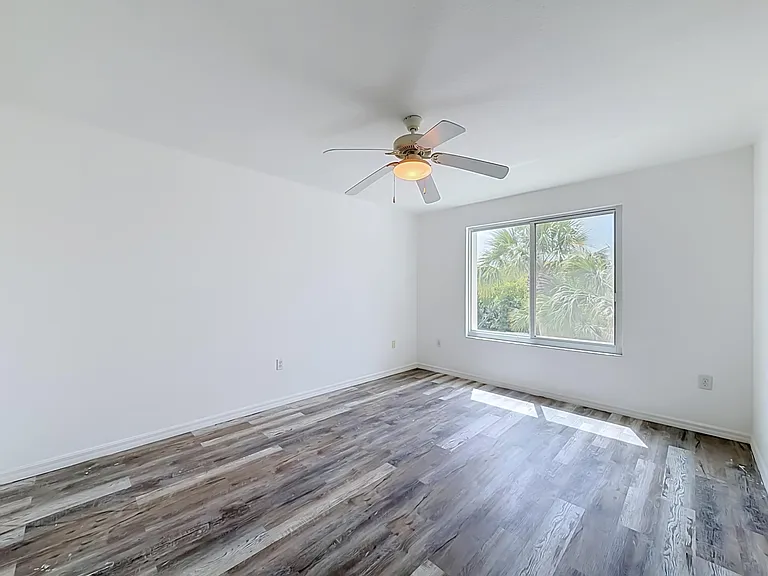 1119 Villa Ln #1119 — Photo 35
