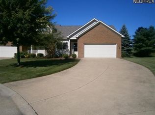 4582 Steepleview Dr NW, Canton, OH 44708