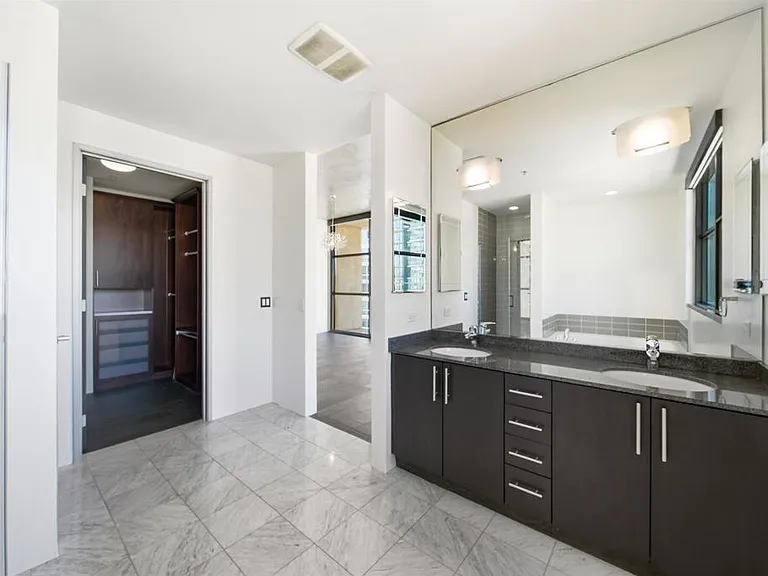 1494 Union St #1005 — Photo 22