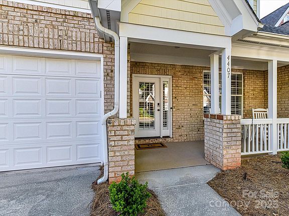 3rd image of 4407 Coventry Row Ct