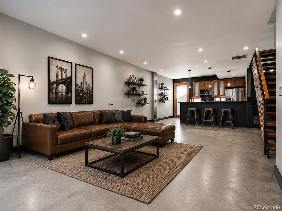 1st image of 1544 Zenobia Street #103