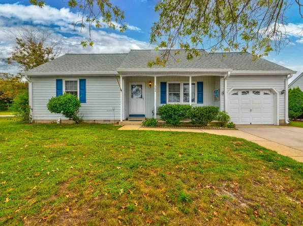300 Champlain Dr, Villas, NJ 08251