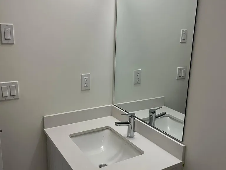 10 David Eyer Rd #1209 — Photo 7