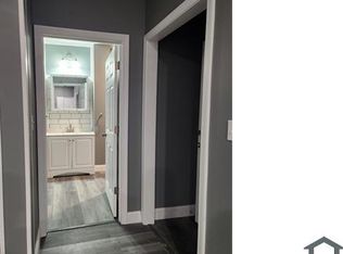 81 Hood St, Fall River, MA 02720