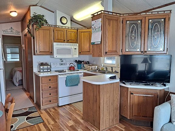 4th image of 5905 NE Cubitis Ave #87