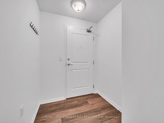 2nd image of 125 Western Battery Rd #502