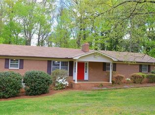 211 Suburban Ave, Kannapolis, NC 28083