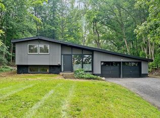 3999 Oran Delphi Rd, Manlius, NY 13104