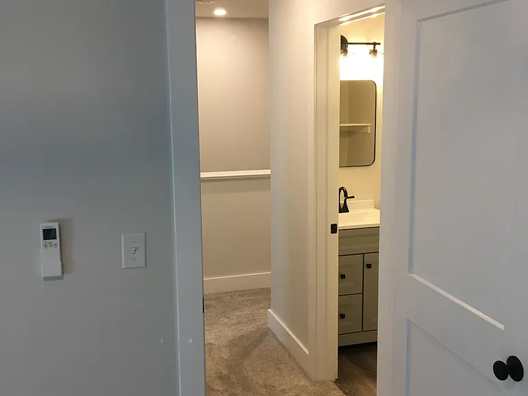 727 Main St #REAR — Photo 13