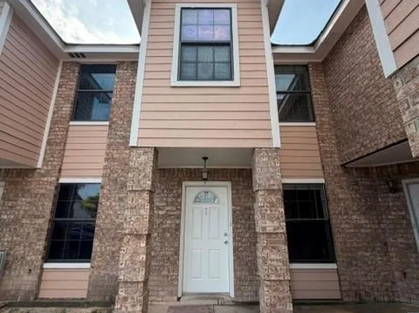 2218 S Tourist Dr APT E, Edinburg, TX 78539