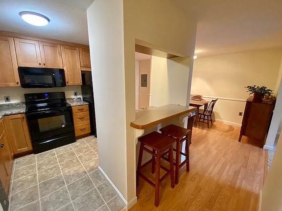 4th image of 12 Timberwood Dr Unit 202