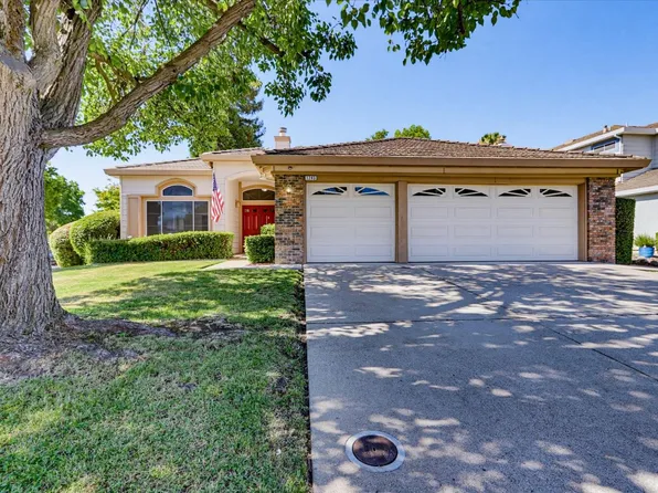 1243 Canevari Dr, Roseville, CA 95747