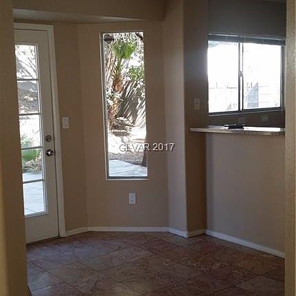 4th image of 1717 Robin St #0