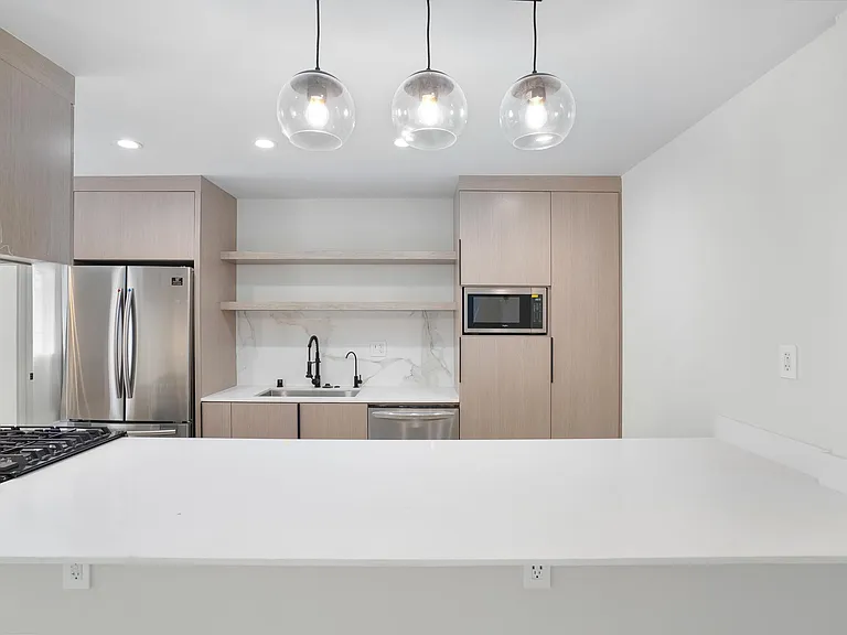 3380 Vinton Ave #103 — Photo 4