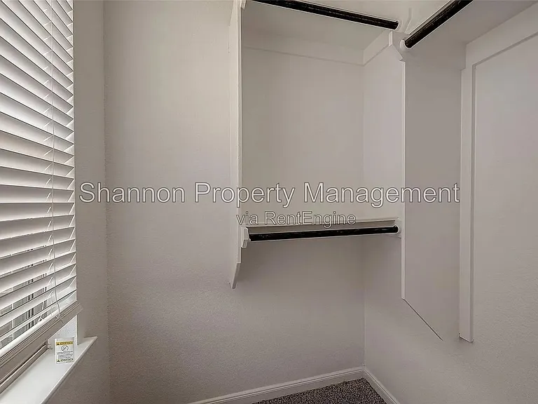 2559 Terrace Point Dr — Photo 41