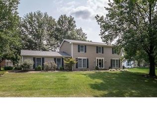 1904 Chamfers Farm Rd, Chesterfield, MO 63005