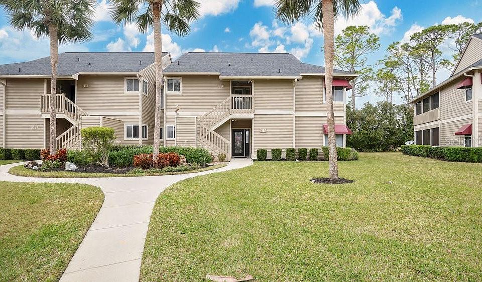 1st image of 44 MAGNOLIA DRIVE S