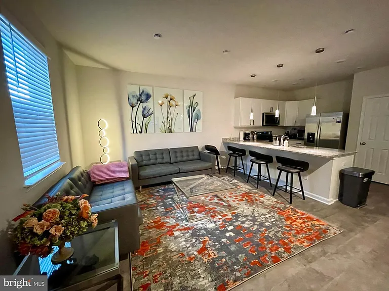 158 Allison Dr — Photo 7