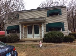 69 Lakeview Ter, Derby, CT 06418