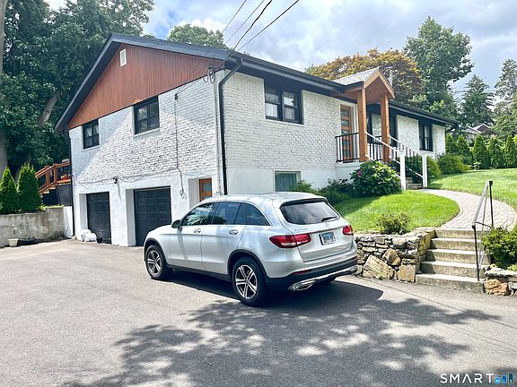 4th image of 88 Yale Avenue