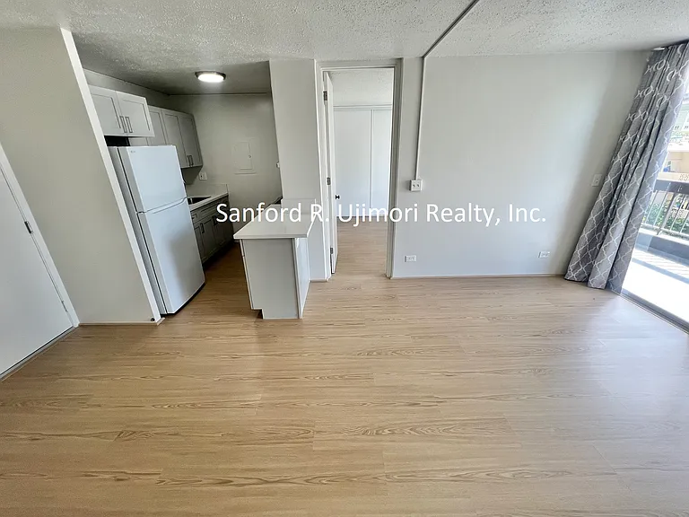 775 Kinalau Pl #301 — Photo 4