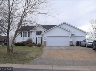 303 Verbena Dr, Watertown, MN 55388